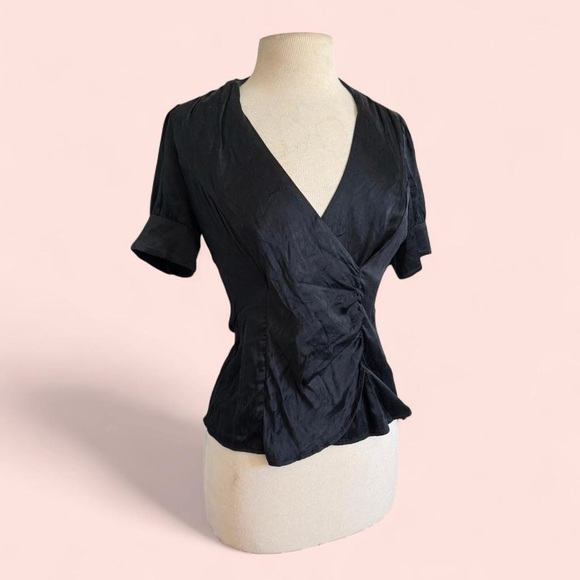 Banana Republic Tops - 2000’s Vintage Black genuine silk cap short sleeve v-neck plunge bust blouse